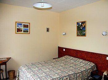 Les Chemins Francis - Modern Hotel Bagnols-les-Bains Dış mekan fotoğraf