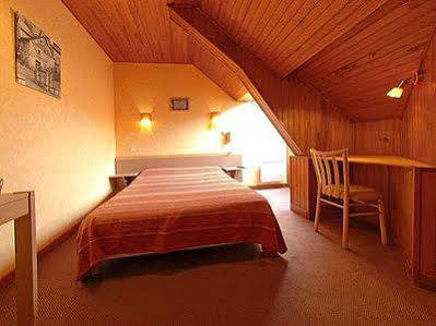 Les Chemins Francis - Modern Hotel Bagnols-les-Bains Dış mekan fotoğraf